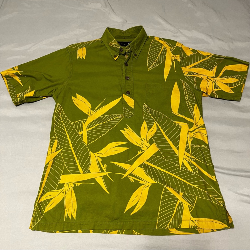Sig Zane Green and Yellow Leaf Print Shirt
